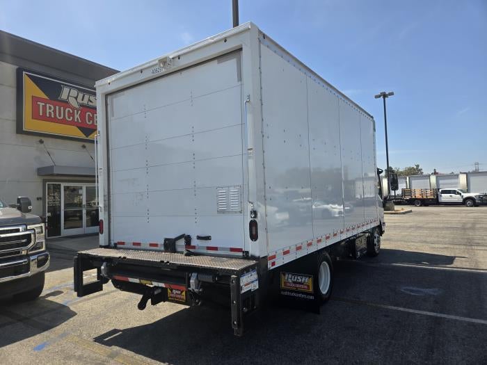 2022 Isuzu NPR Base