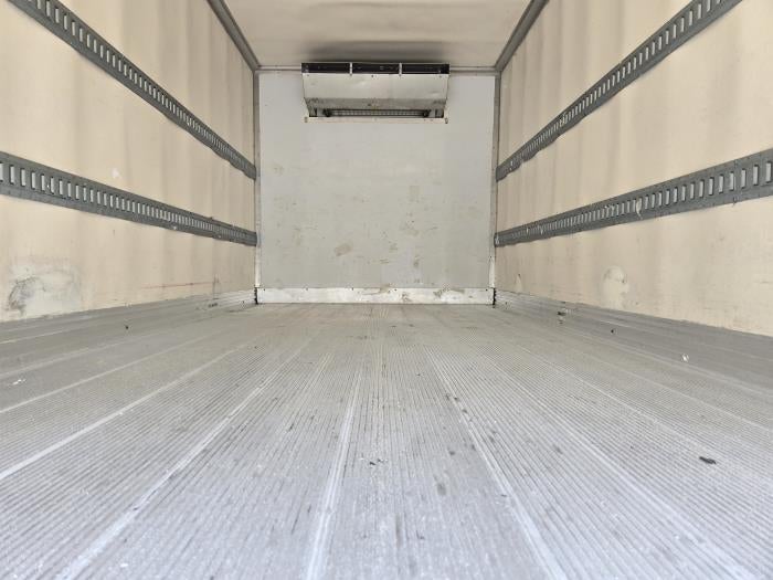 2018 Isuzu NPR-XD Base