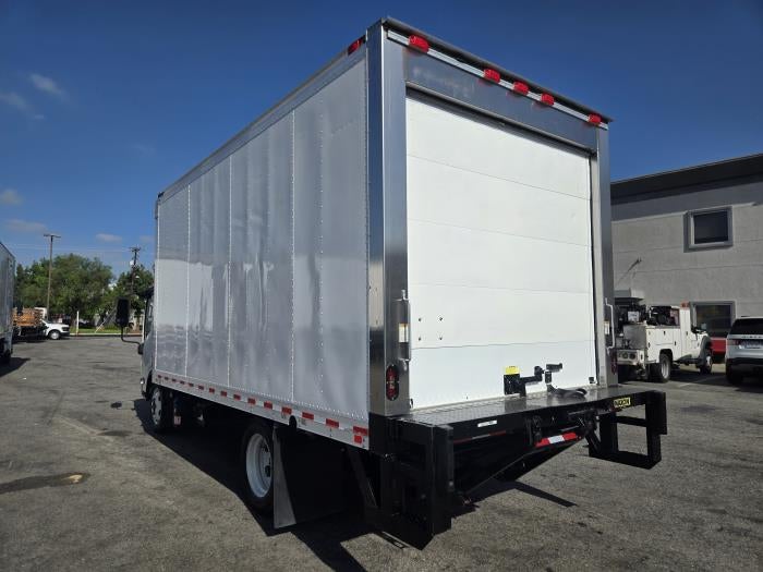 2018 Isuzu NPR Base