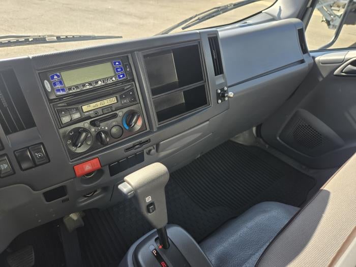 2018 Isuzu NPR Base