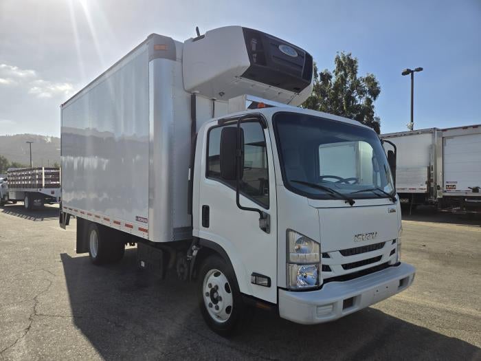 2018 Isuzu NPR Base