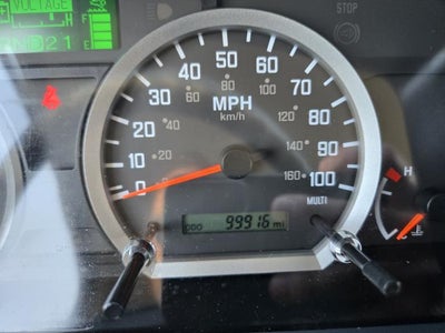 2022 Isuzu NPR-XD Base