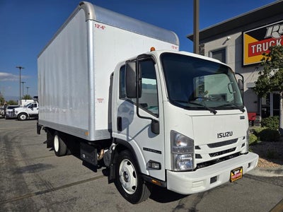 2022 Isuzu NPR-XD Base