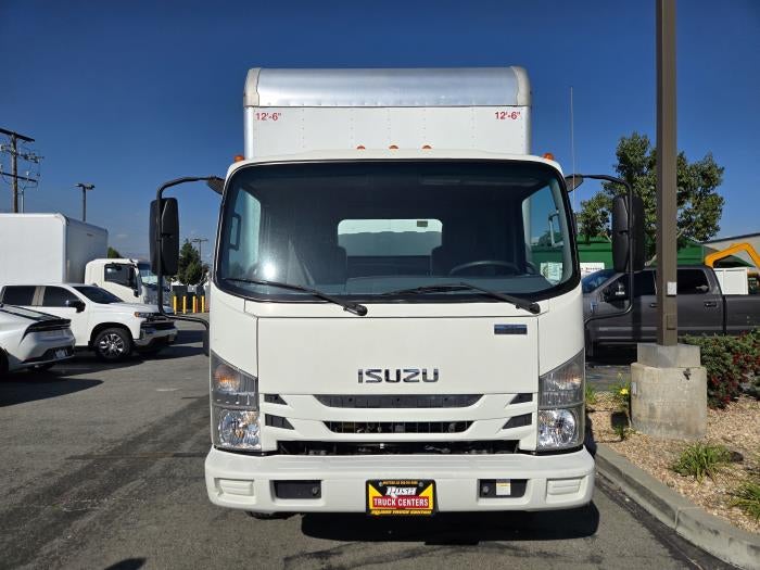 2022 Isuzu NPR-XD Base