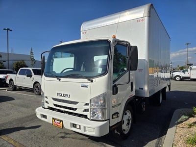 2022 Isuzu NPR-XD Base