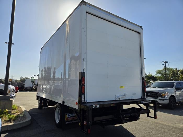 2022 Isuzu NPR-XD Base