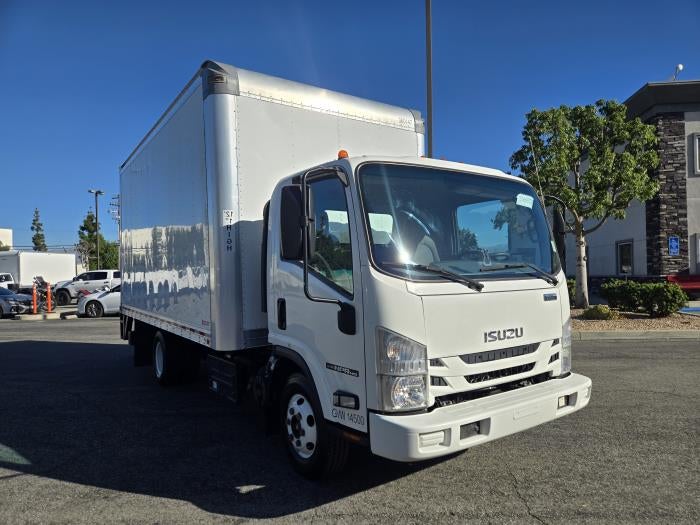 2021 Isuzu NPR-HD Base