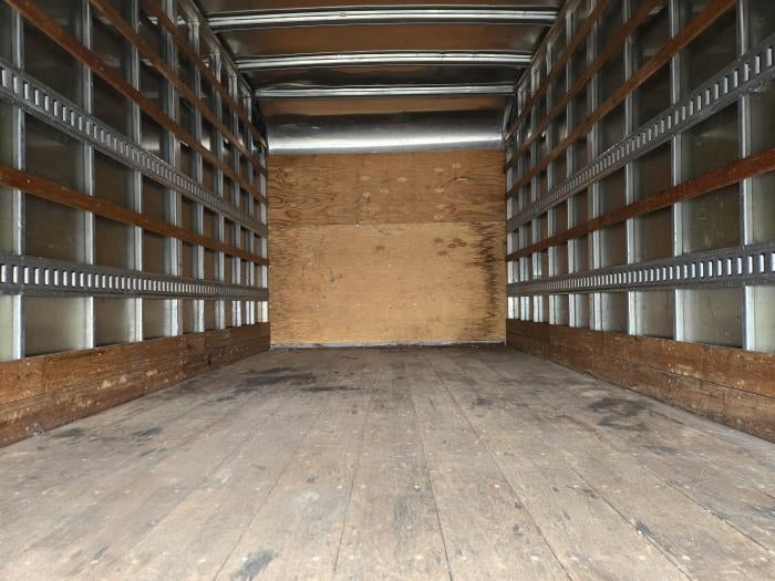 2022 Isuzu NPR-XD Base