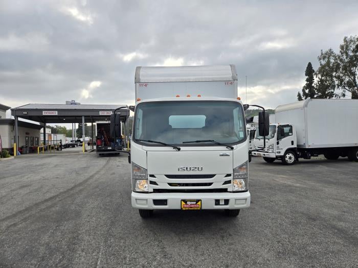 2022 Isuzu NPR-XD Base