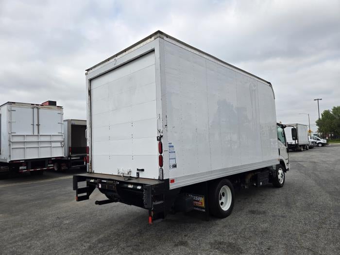 2022 Isuzu NPR-XD Base