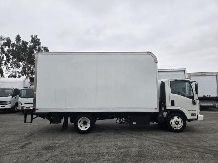 2022 Isuzu NPR-XD Base