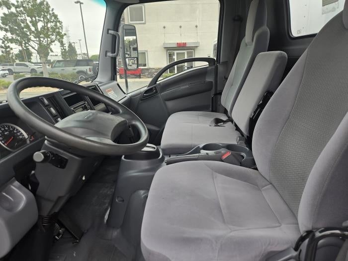 2022 Isuzu NPR-XD Base