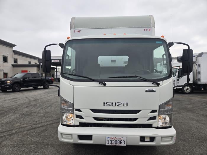 2022 Isuzu NPR-XD Base