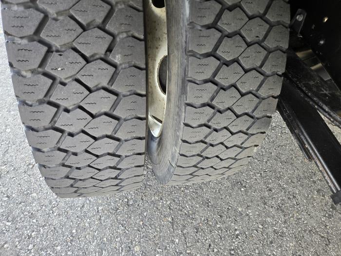 2018 Isuzu NPR-HD Base