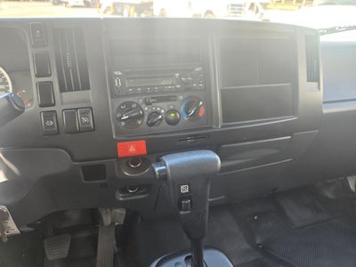 2023 Isuzu NRR Base