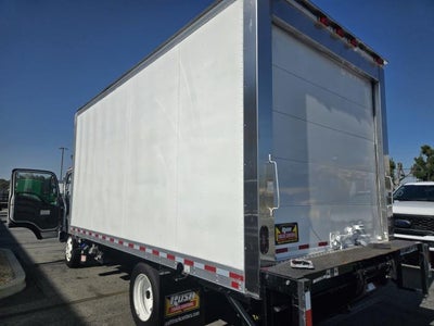 2018 Isuzu NRR Base