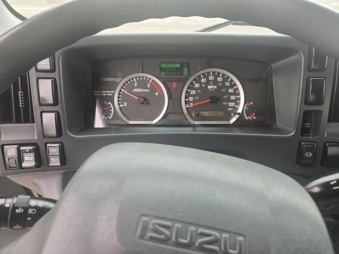 2019 Isuzu NRR Base