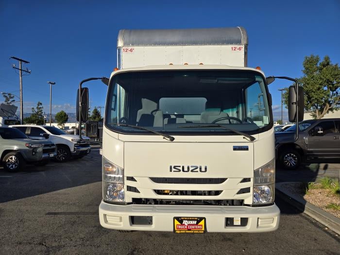 2022 Isuzu NRR Base
