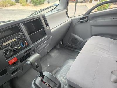 2022 Isuzu NRR Base