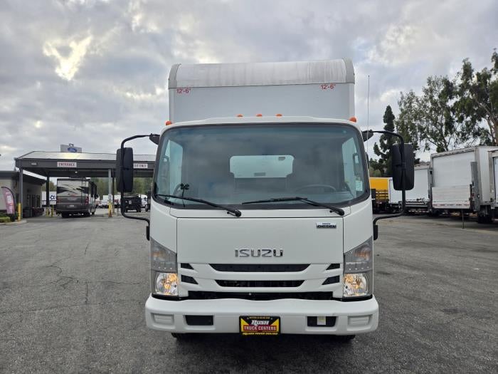 2022 Isuzu NRR Base
